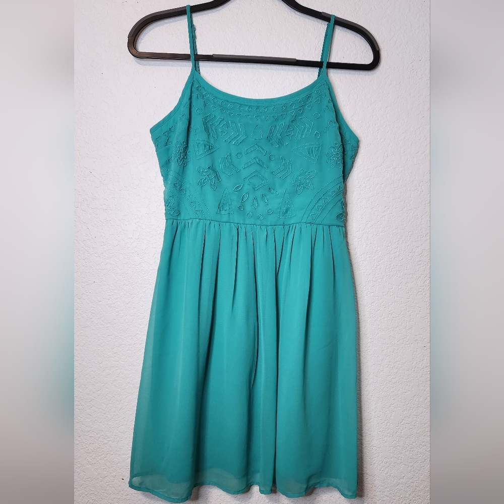 So‎ Green Spaghetti Strap Dress with Embroidered Chest, Size XL